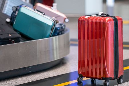 Bagagem no avião: guia completo e dicas de como despachar suas malas grátis!